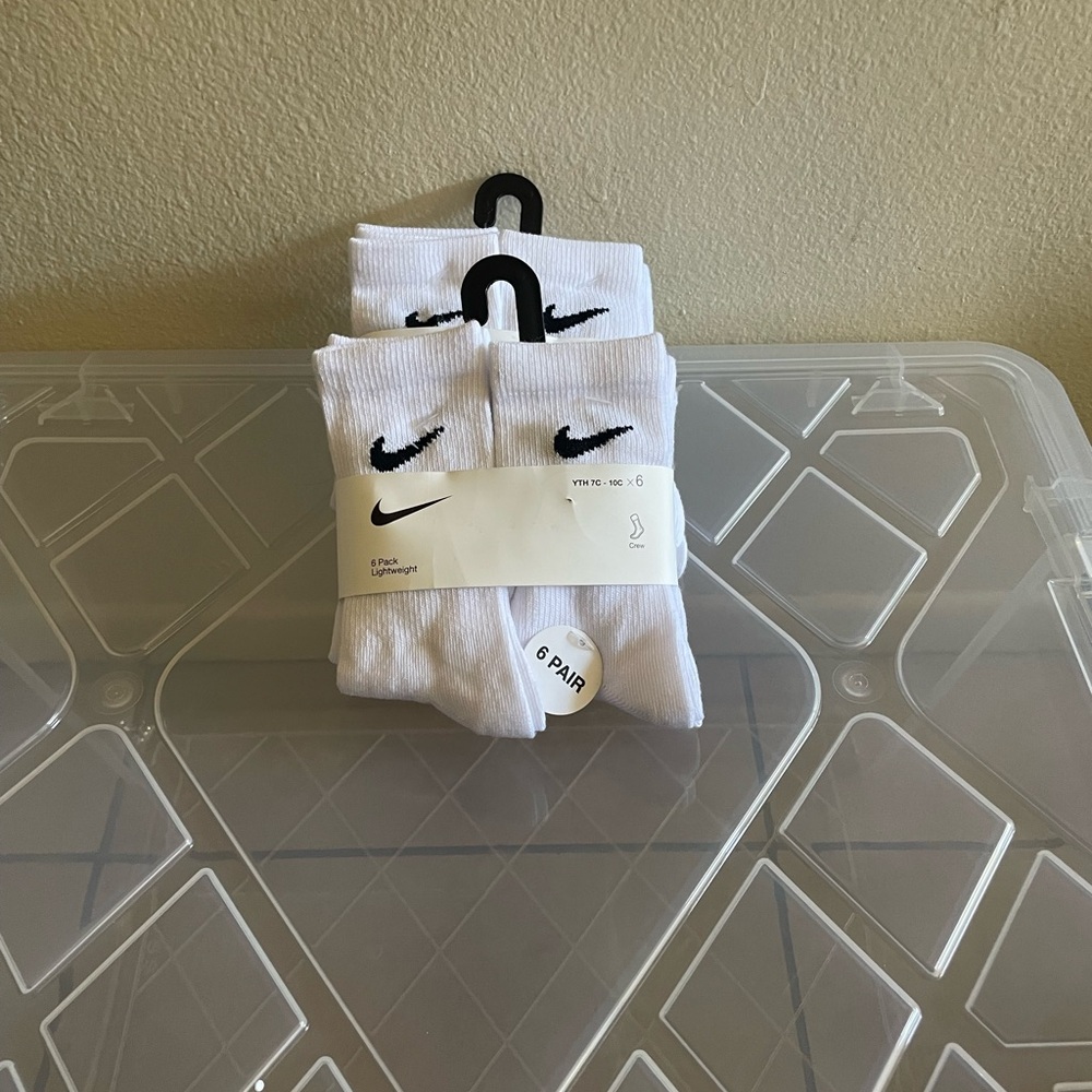 Nike White and Black lightweight Crew Socks 6-Pack